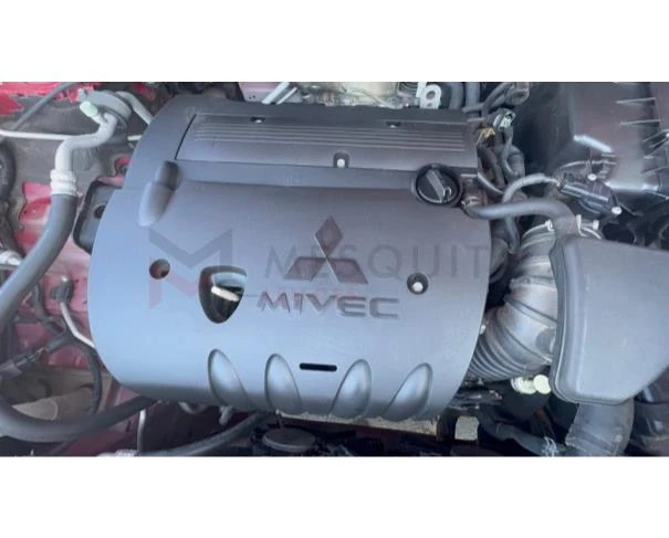 Mitsubishi Outlander 2.0 2016 Automático Gasolina Vermelho em São Paulo