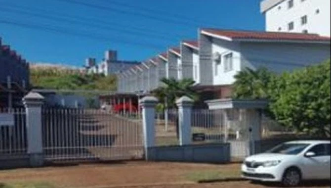 Casa com 2 boxes de estacionamento em Xanxerê/SC em Xanxerê - Santa Catarina