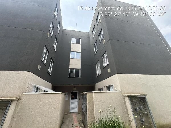 Apartamento com 2 Quartos e 1 Vaga em Campo Largo/PR em Campo Largo - Paraná