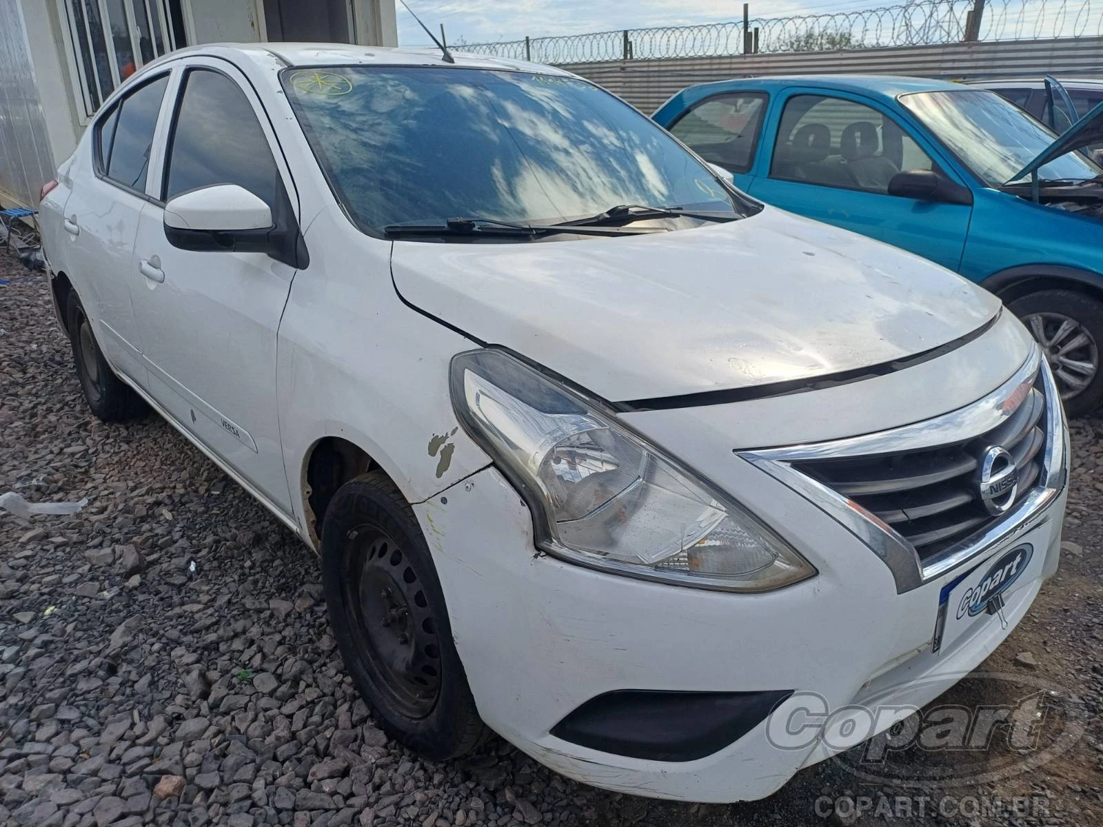 Nissan Versa Versa 2018 1.0 12V Flex em Canoas - Rio Grande do Sul