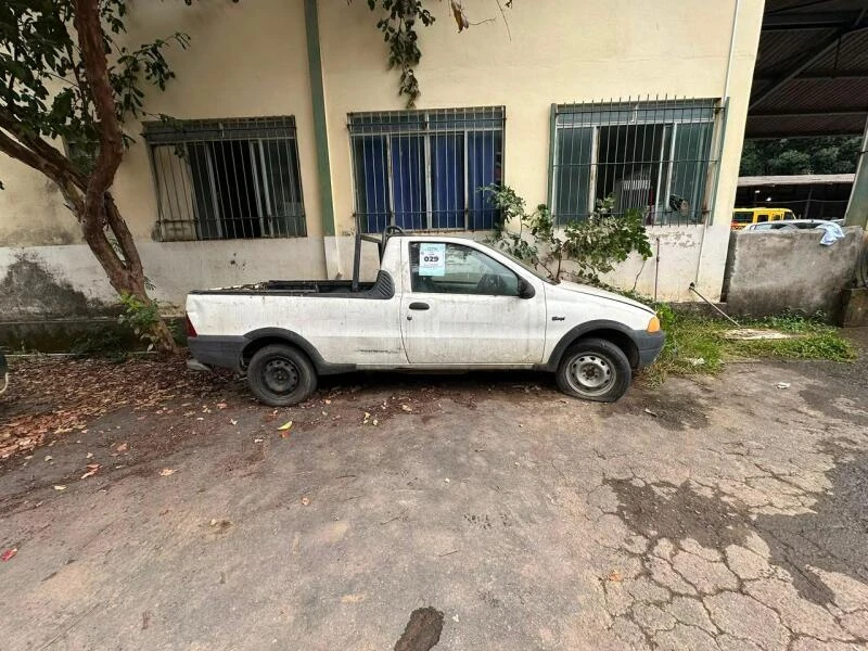 Fiat Strada Working em Ipatinga - Minas Gerais