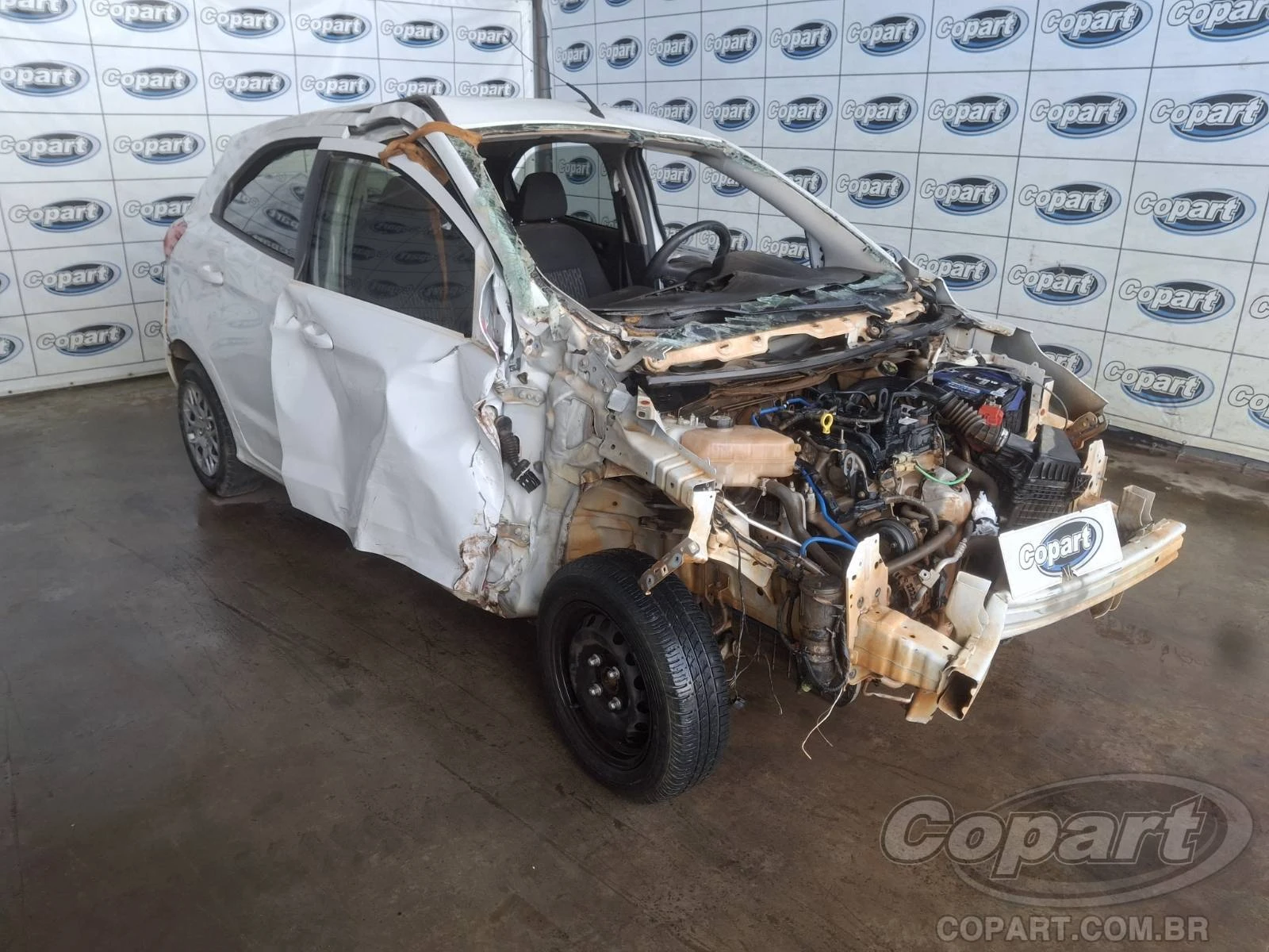 Ford Ka SE 2015 1.0 TiVCT Frontal em Candeias - Bahia