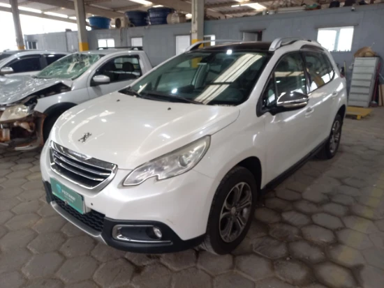 Peugeot 2008 Griffe THPM 2016 2017 Manual em Tijucas - Santa Catarina