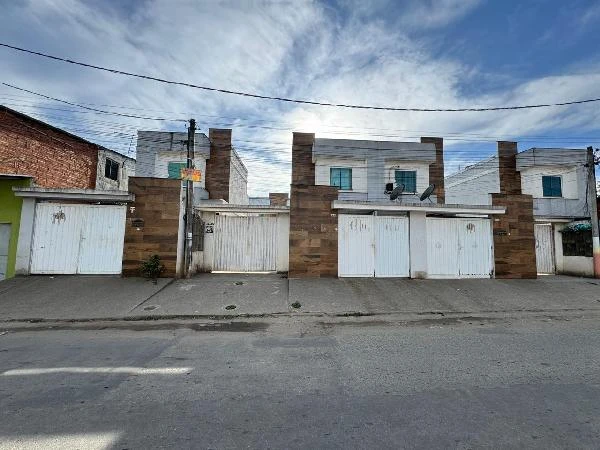 Casa com 2 Quartos em Belford Roxo/RJ em Belford Roxo - Rio de Janeiro