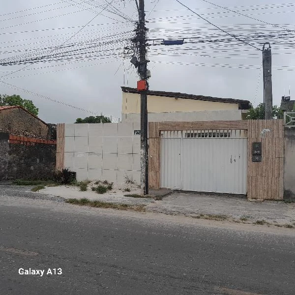 Casa com 3 Quartos e 1 Vaga em Alagoinhas/BA em Alagoinhas - Bahia