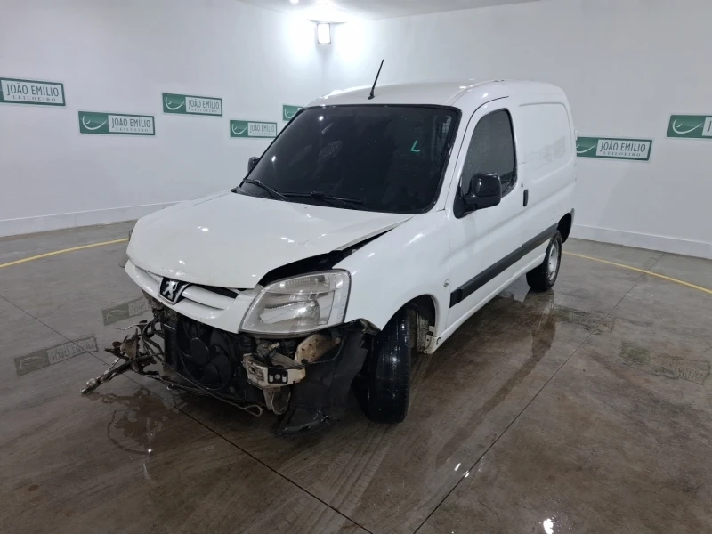 Peugeot Partner 1.6 2020/2021 Branca em Rio De Janeiro - Rio de Janeiro