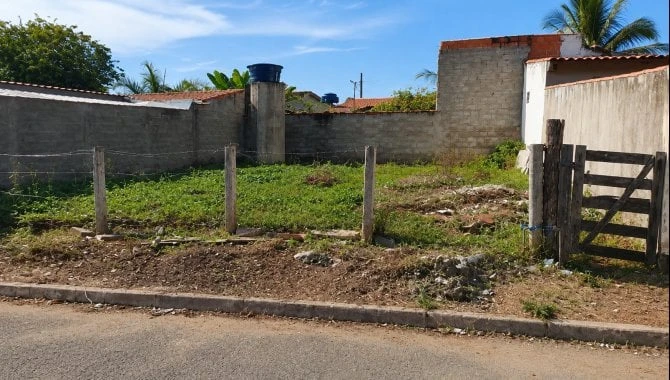 Casa Casa e Terreno em Patos de Minas/MG em Patos De Minas - Minas Gerais