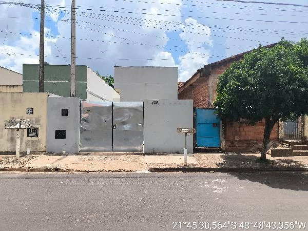 Casa com 2 Quartos em Ibitinga/SP em Ibitinga - São Paulo