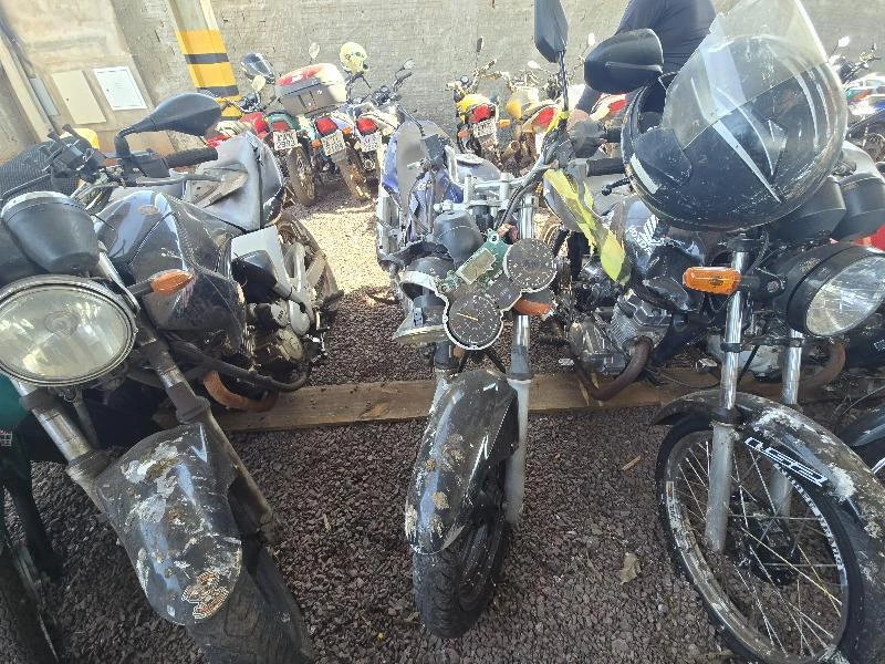 Yamaha Fazer YS250 YS250 2007 Azul em Toledo - Paraná