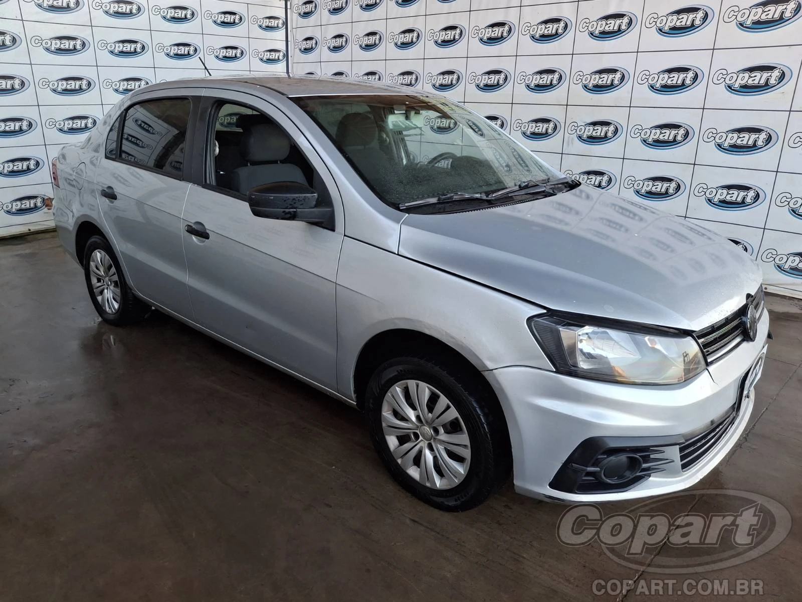 Volkswagen Voyage Trendline 2018 1.6 MSI Automático em Candeias - Bahia