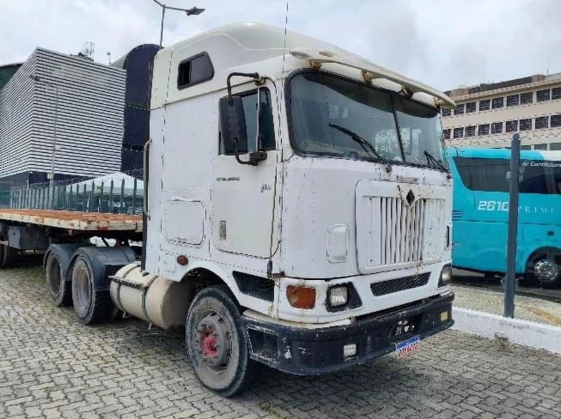 International 9800I 6X4 2011 em Salvador - Bahia
