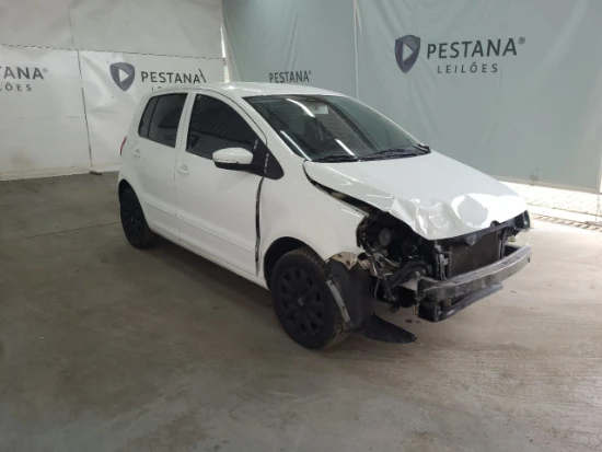 Volkswagen Fox 1.0 GII 2011 em Nova Santa Rita - Rio Grande do Sul
