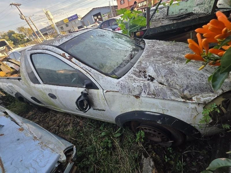 Chevrolet Montana Conquest 2006 em São Miguel Do Oeste - Santa Catarina