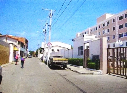 Apartamento com 2 Quartos em Lauro de Freitas/BA em Lauro De Freitas - Bahia