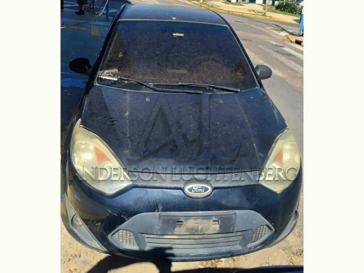 Ford Fiesta 1.6 2013/2014 em Gravataí - Rio Grande do Sul