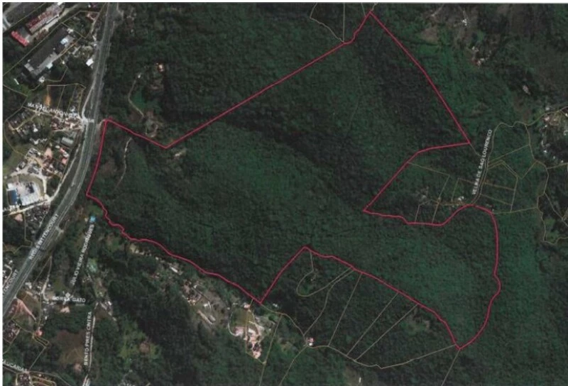 Terreno de 82461808m² na BR-116 em Itapecerica Da Serra - São Paulo