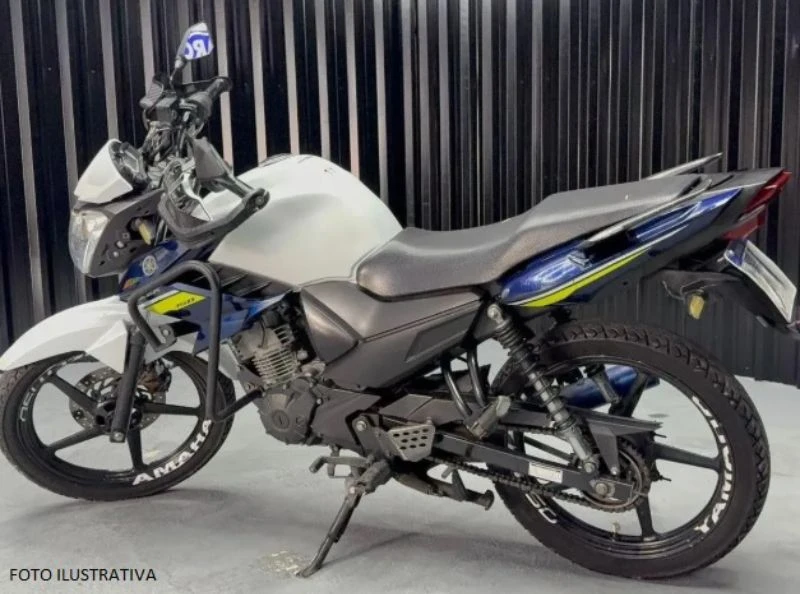 Yamaha Fazer 2020/2021 149cc Gasolina Manual em Florianópolis - Santa Catarina
