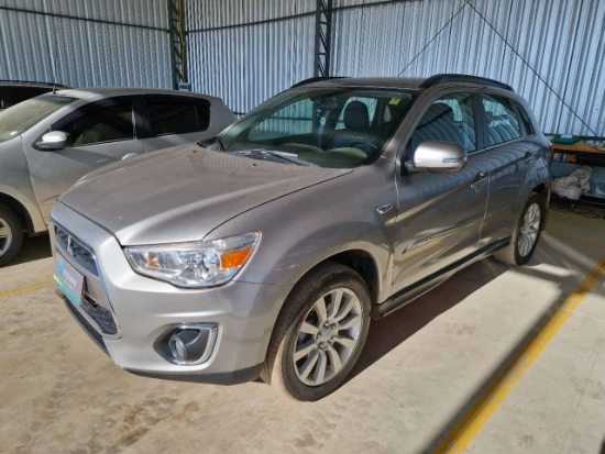 Mitsubishi ASX 2.0 AWD CVT Automático 2014/2015 em Suzano - São Paulo