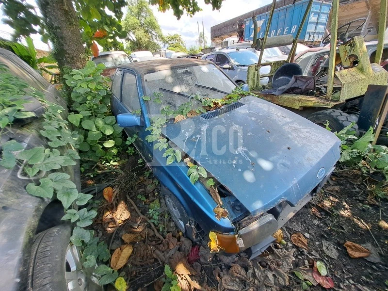 Ford Escort Hobby Sucata em Sergipe