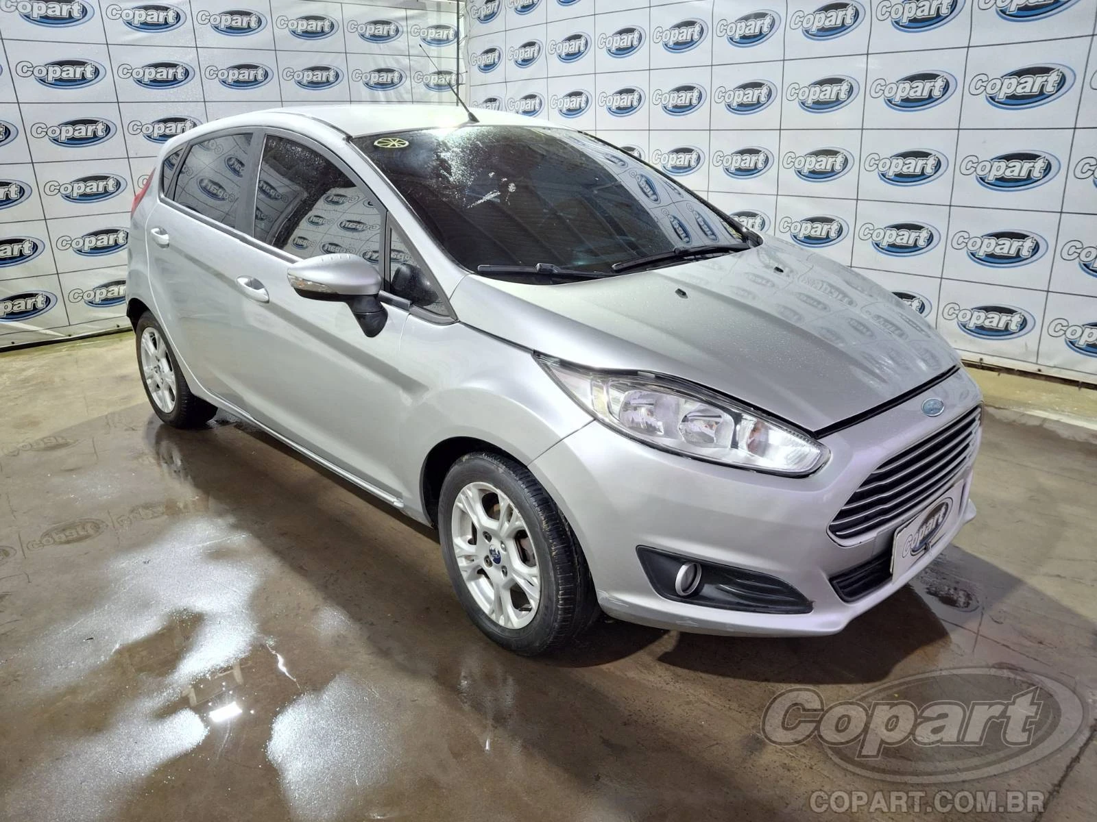 Ford Fiesta SE 2015 1.6 Sigma Automático em Candeias - Bahia