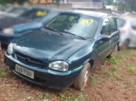 Chevrolet Classic Life 2004/2005 Verde em Tapiratiba - São Paulo