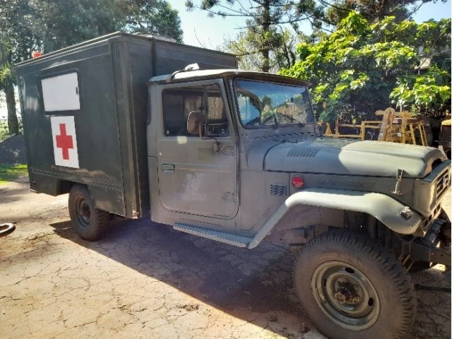 Toyota Bandeirante 1998 em Panambi - Rio Grande do Sul