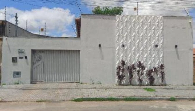 Casa em Setor Coimbra em Araguaína/TO em Araguaína - Tocantins