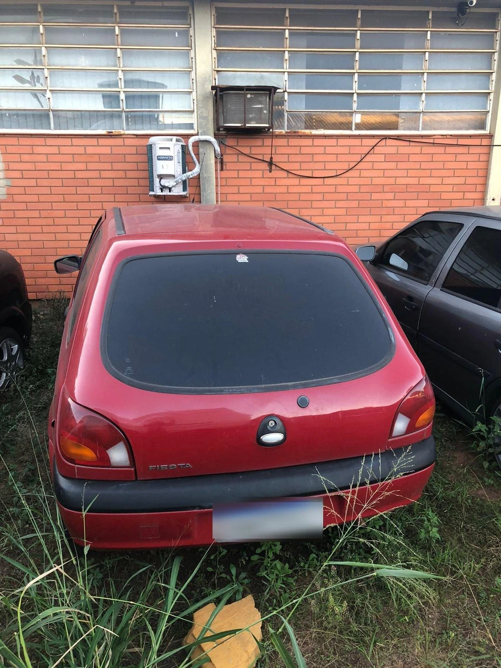 Ford Fiesta GL 2001 Vermelho em Paranavaí - Paraná