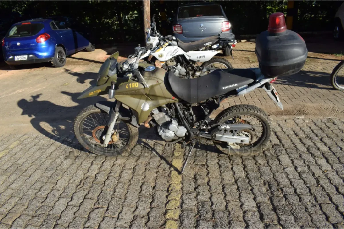 Honda XRE 300 XRE 300 2010 300cc Manual em Cachoeirinha - Rio Grande do Sul